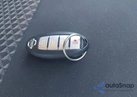 2021 Nissan Versa S 5-Speed Manual Transmission z USA, uszkodzony, nr VIN 3N1CN8BVXML881209